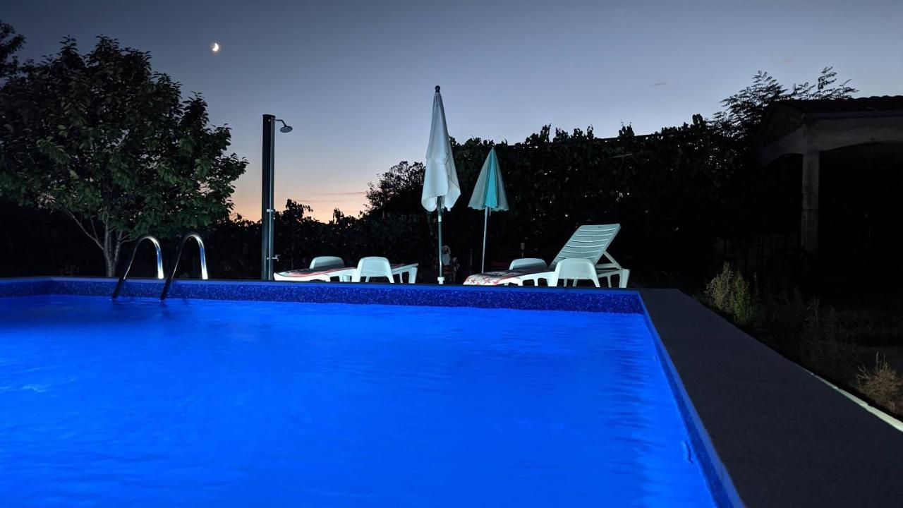 Apartman Aja Kaštelir Kültér fotó